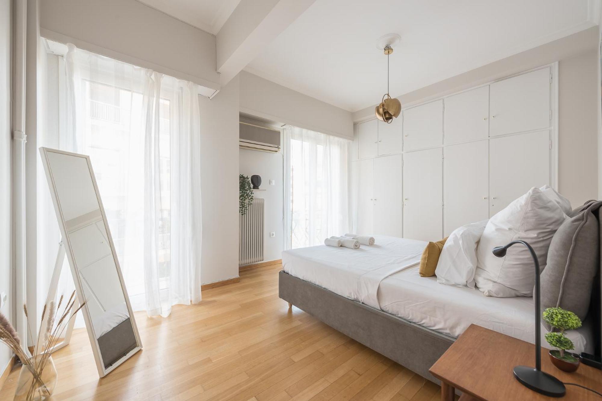 Spacious 2Bds Apt With Acropolis View In Center アテネ エクステリア 写真