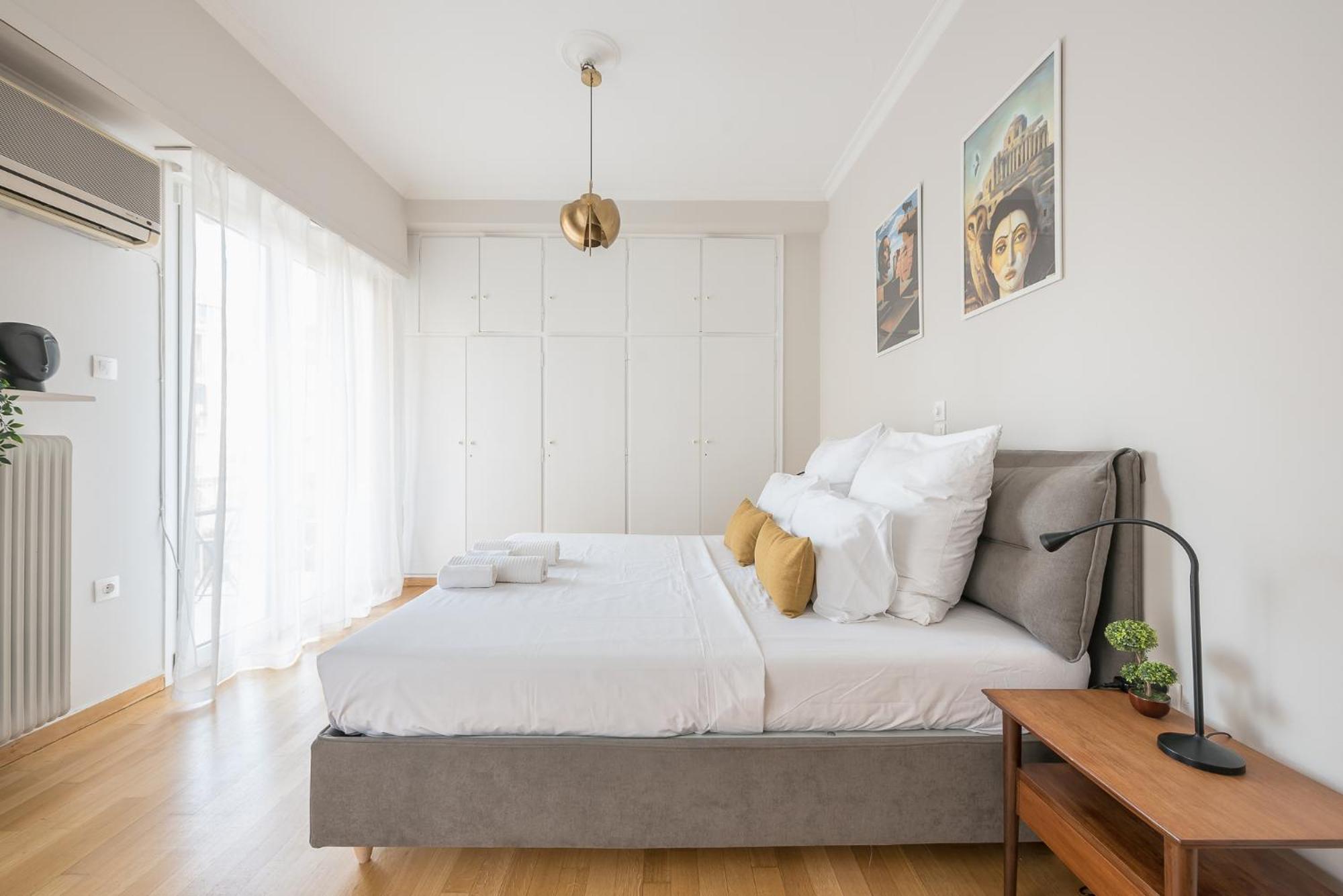Spacious 2Bds Apt With Acropolis View In Center アテネ エクステリア 写真